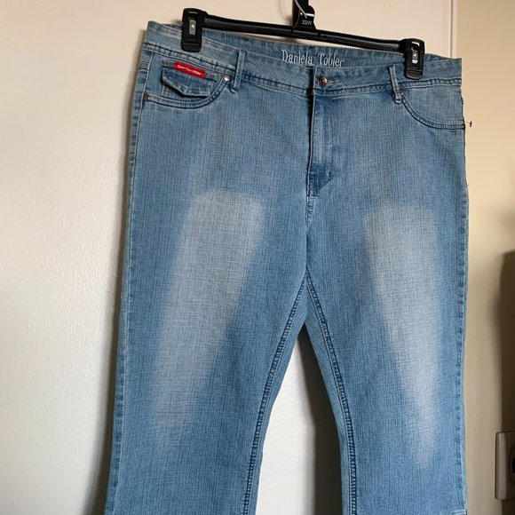 DANIELA TOBLER CROPPED BLUE JEANS SIZE 35 - Picture 2 of 9